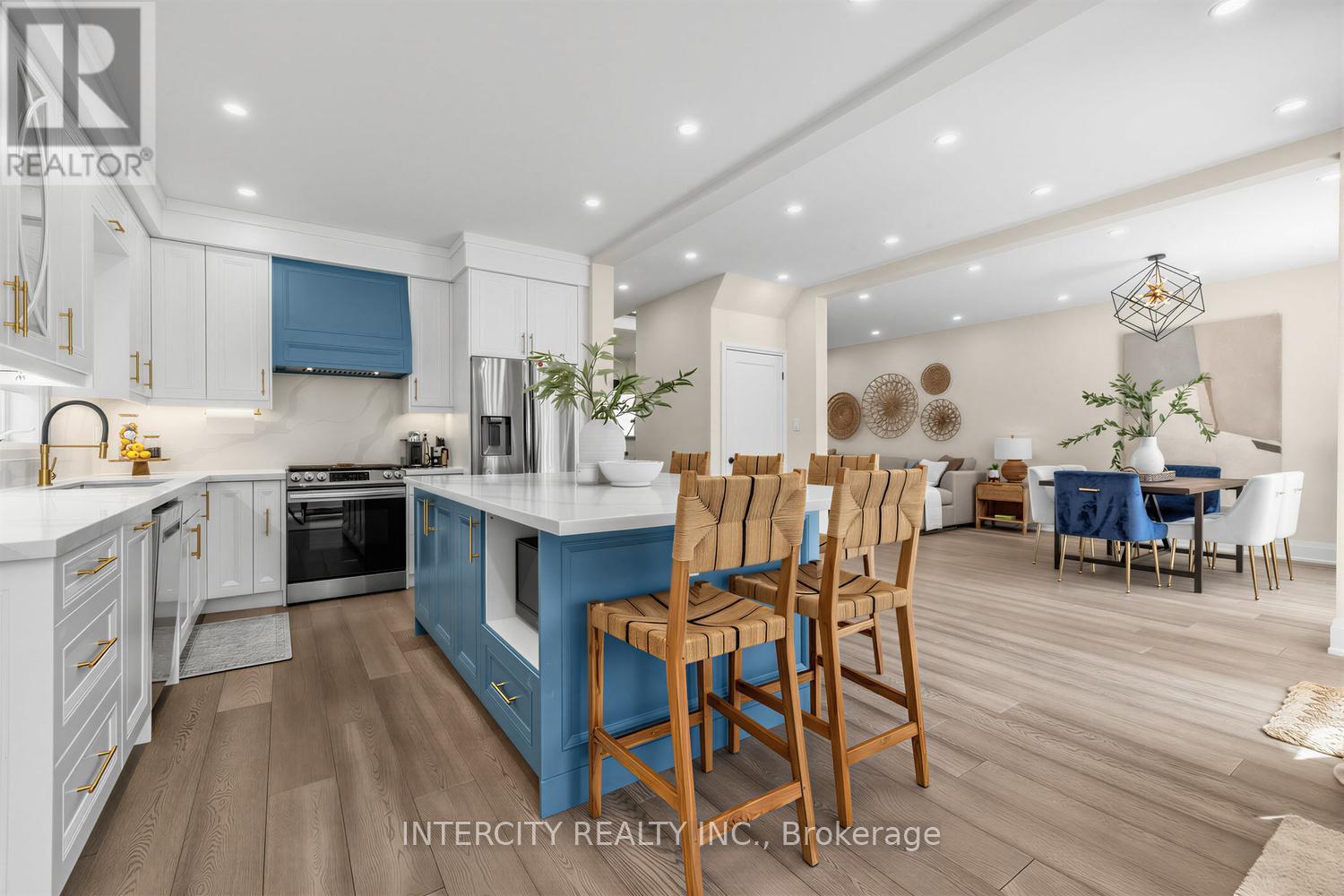 75 Canoe Court, Richmond Hill, Ontario  L4E 3Y2 - Photo 12 - N13046064