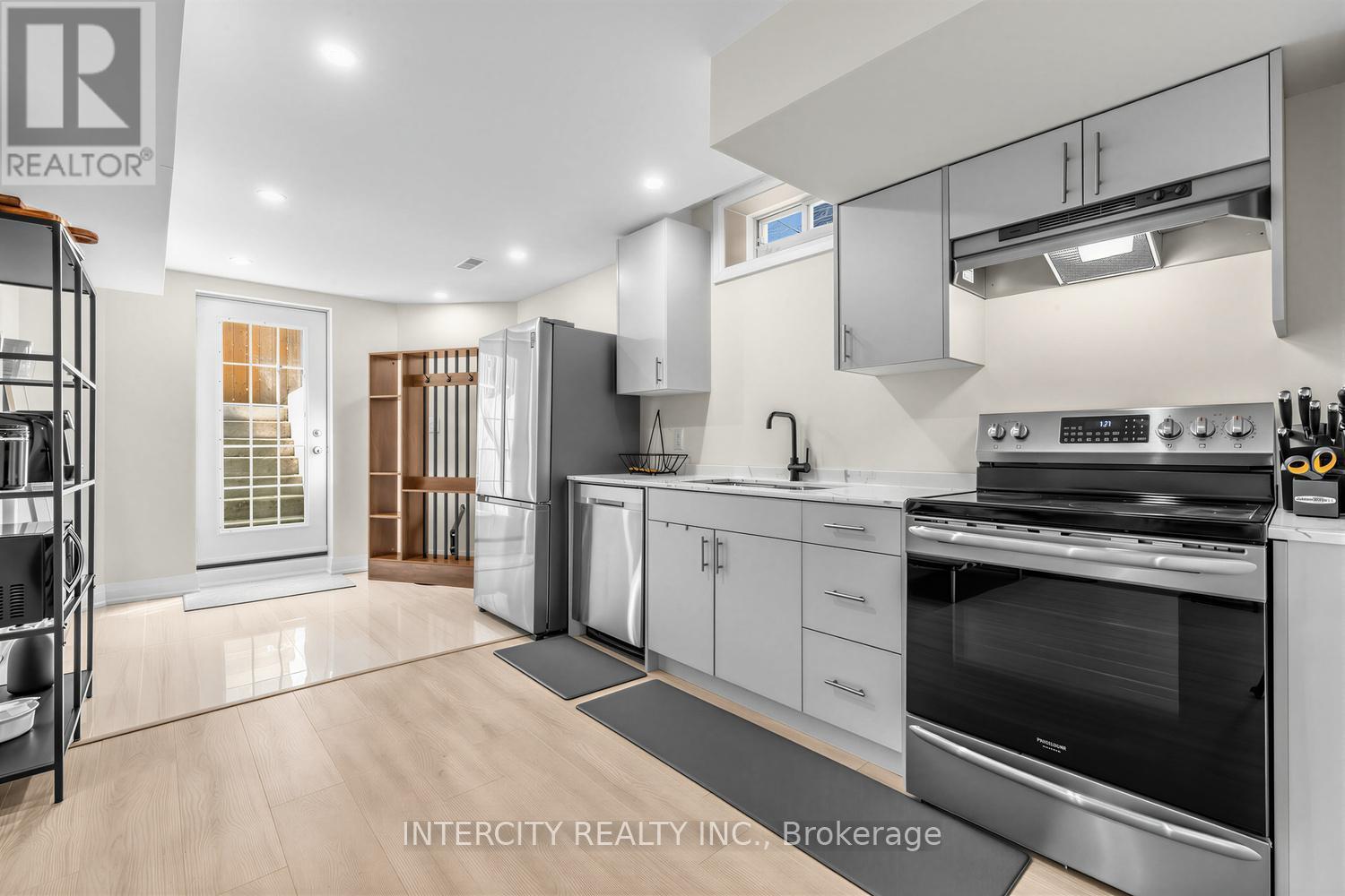 75 Canoe Court, Richmond Hill, Ontario  L4E 3Y2 - Photo 31 - N13046064