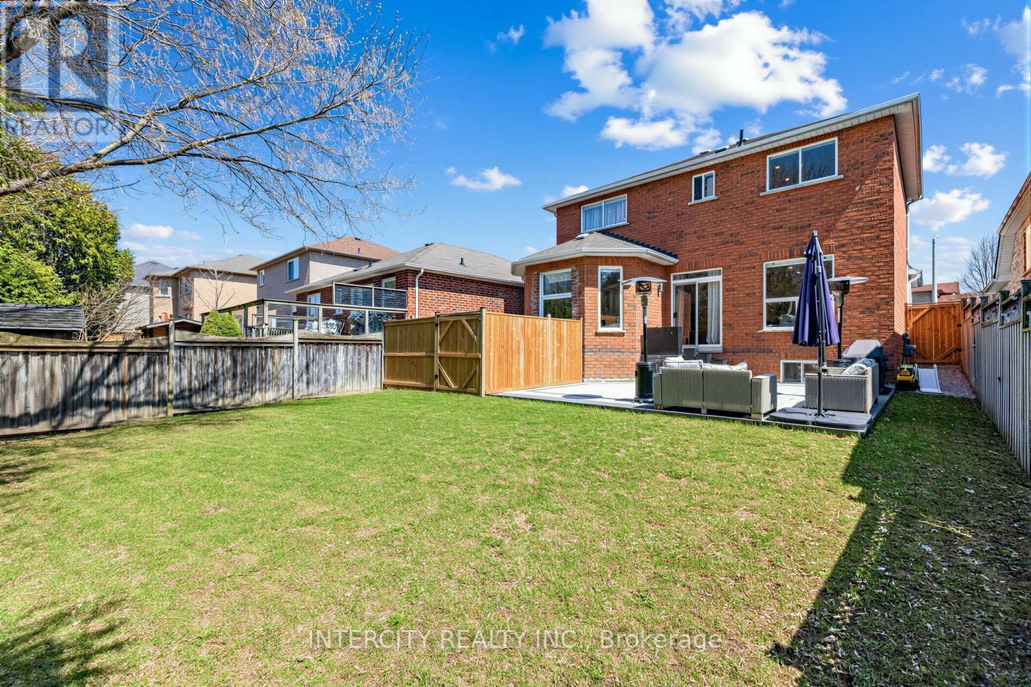 75 Canoe Court, Richmond Hill, Ontario  L4E 3Y2 - Photo 35 - N13046064