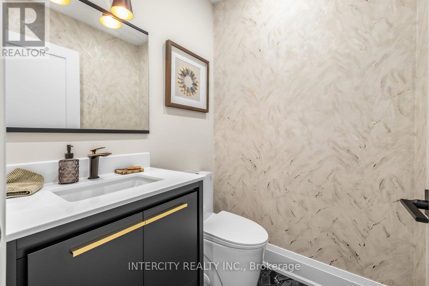 75 Canoe Court, Richmond Hill, Ontario  L4E 3Y2 - Photo 8 - N13046064