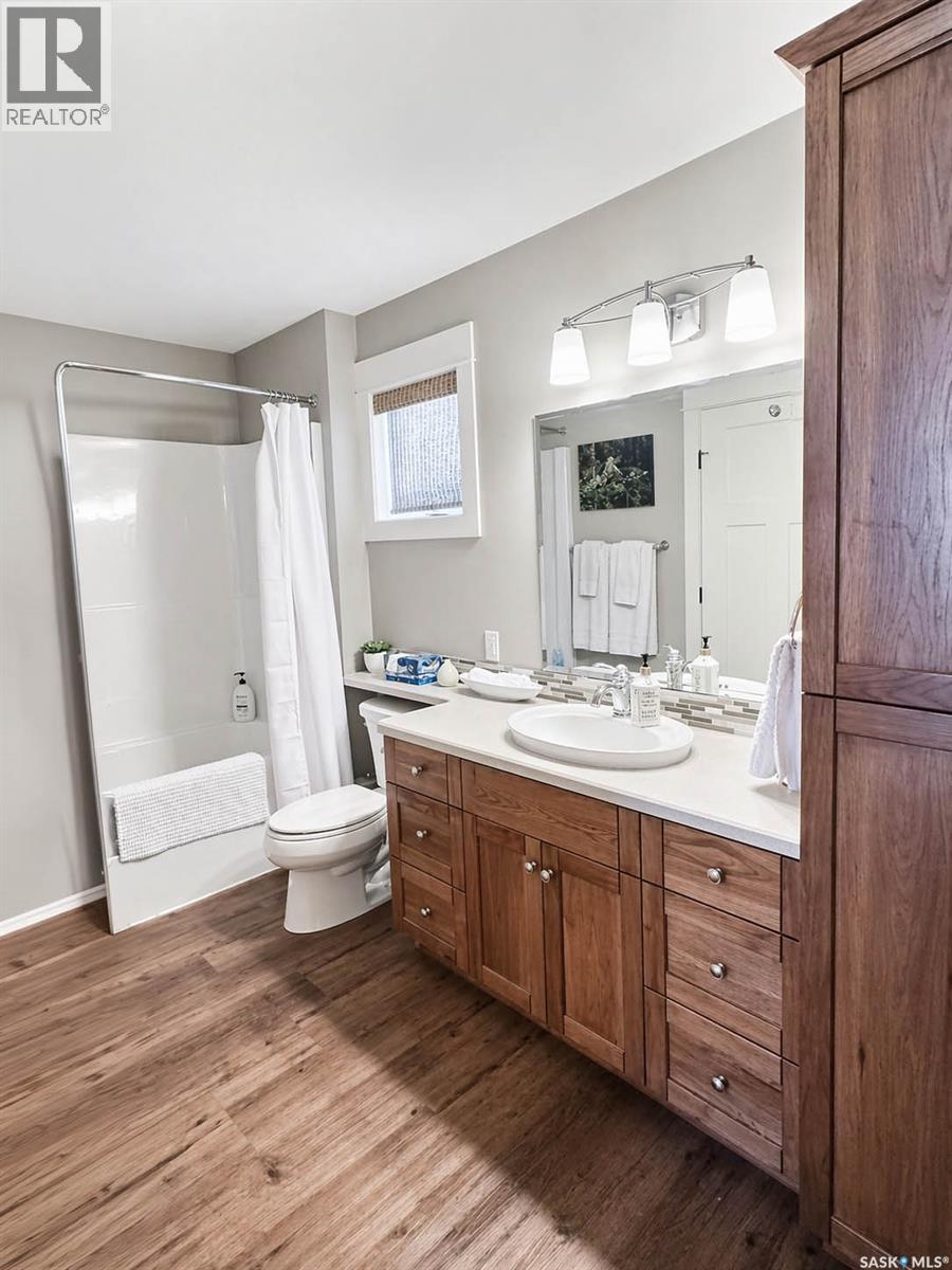 6 Elkridge Drive, Elk Ridge, Saskatchewan  S0J 2Y0 - Photo 12 - SK033905