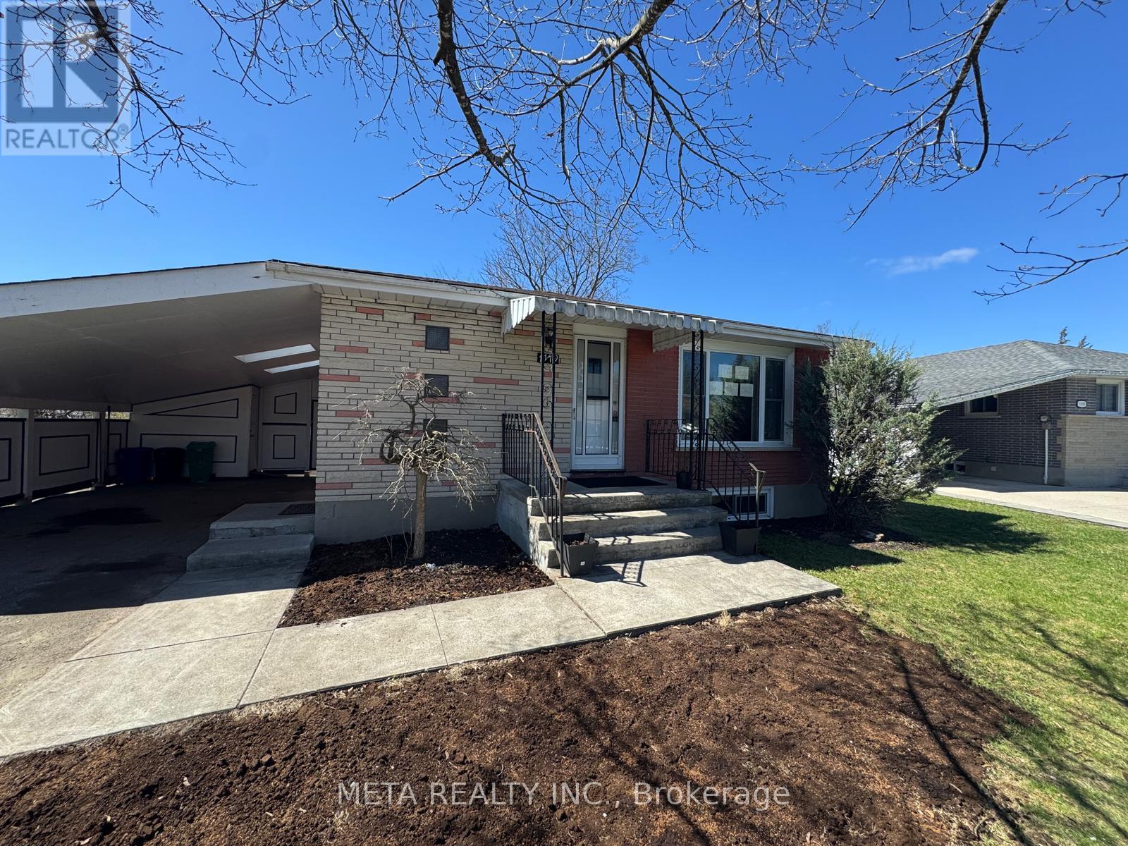 1179 TRENTWAY VISTA, Peterborough, Ontario
