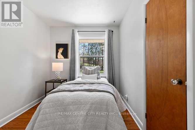 1302 Norman Avenue, London South, Ontario  N6K 2A3 - Photo 22 - X13046088