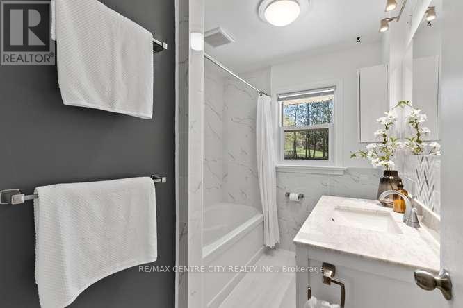 1302 Norman Avenue, London South, Ontario  N6K 2A3 - Photo 27 - X13046088