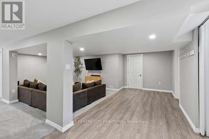 1302 Norman Avenue, London South, Ontario  N6K 2A3 - Photo 31 - X13046088