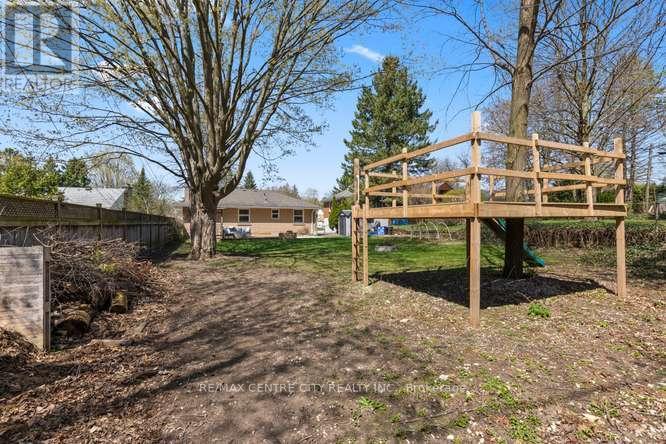 1302 Norman Avenue, London South, Ontario  N6K 2A3 - Photo 41 - X13046088