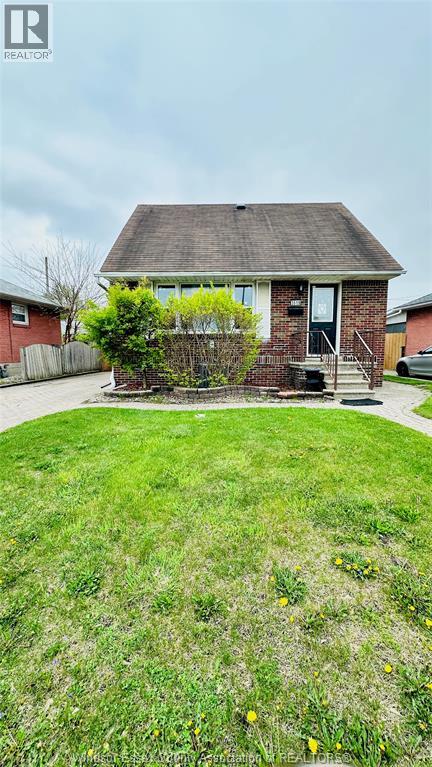 3519 Tecumseh Road West, Windsor, Ontario  N9C 2B6 - Photo 2 - 26006054