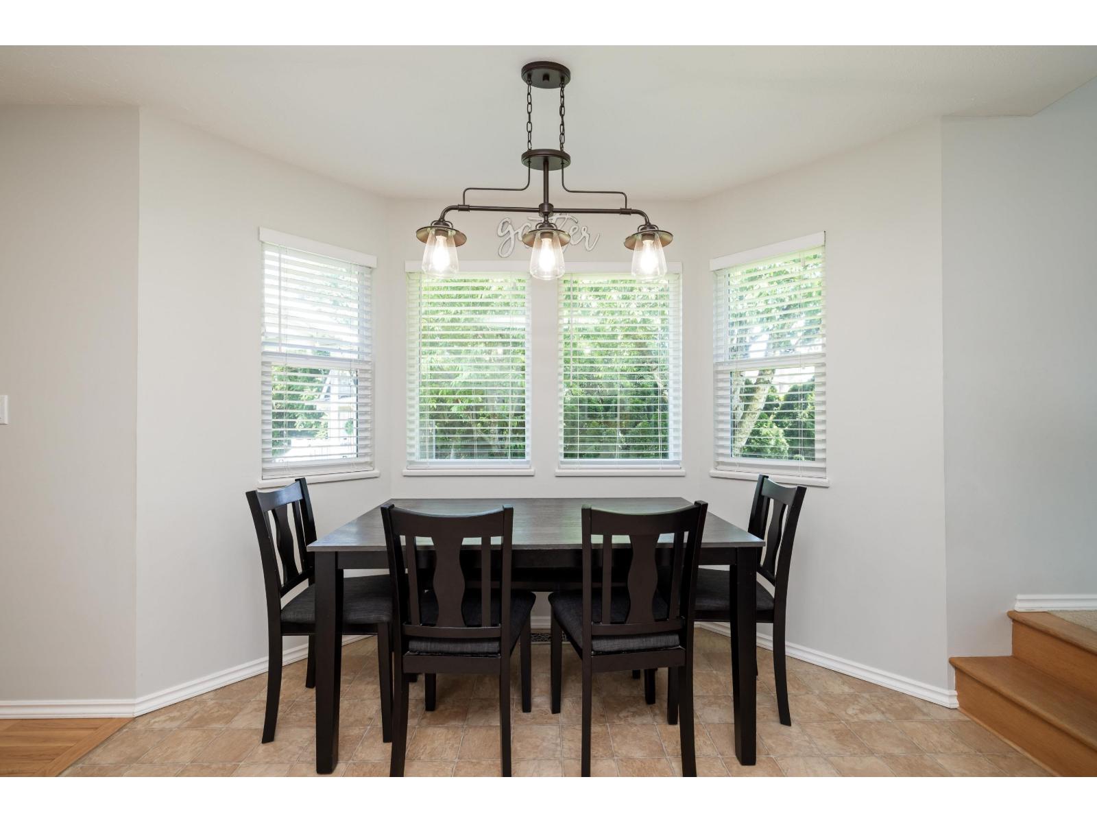 45257 Raven Place, Sardis West Vedder, Chilliwack, British Columbia  V2R 2X1 - Photo 5 - R3077204