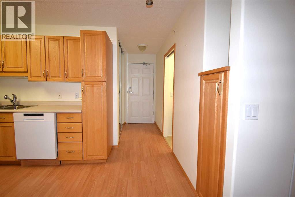 202, 777 48 Street, Edson, Alberta  T7E 1Z6 - Photo 4 - A2283386