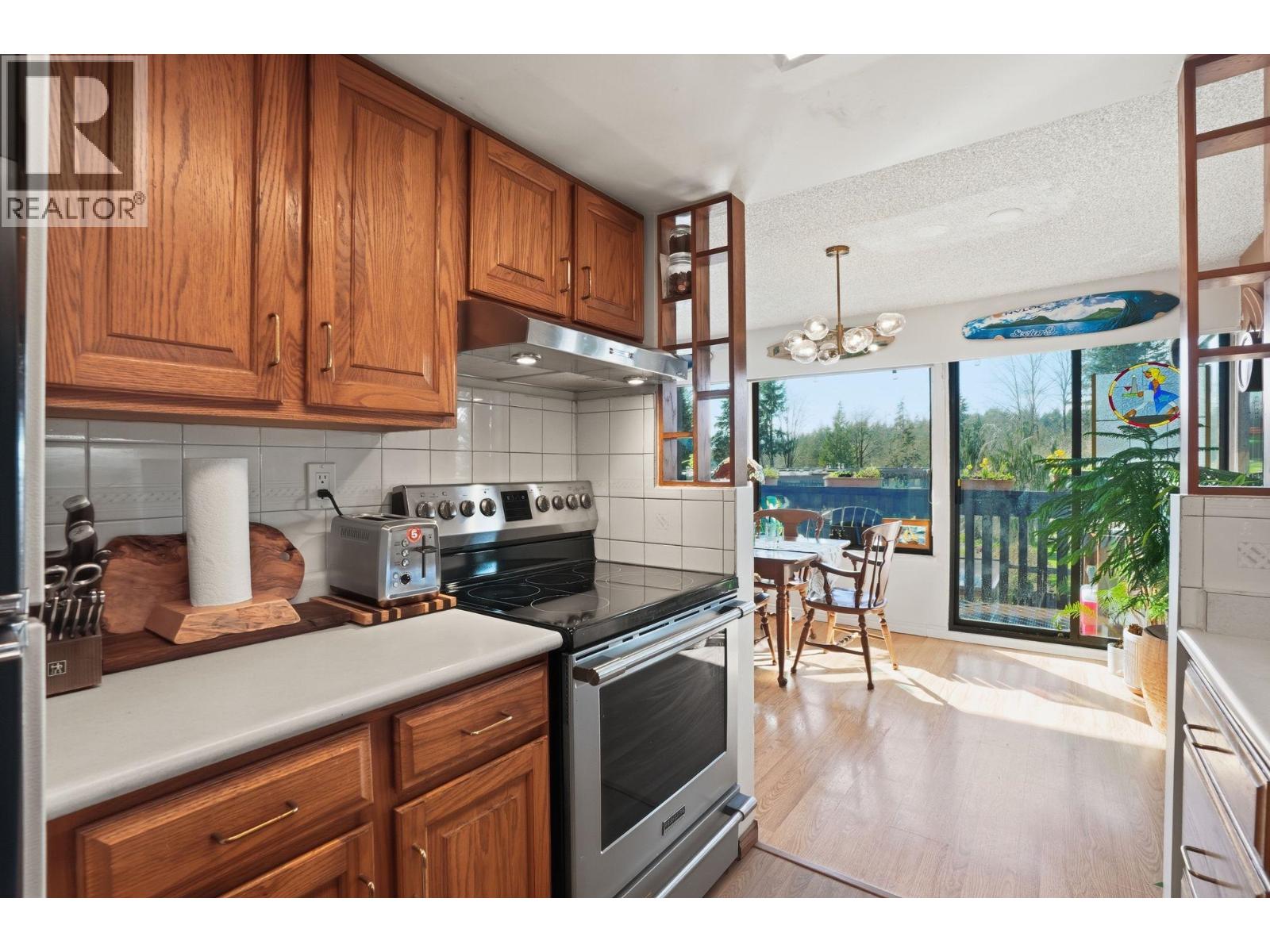 1021 Old Lillooet Road, North Vancouver, British Columbia  V7J 3H6 - Photo 10 - R3106067