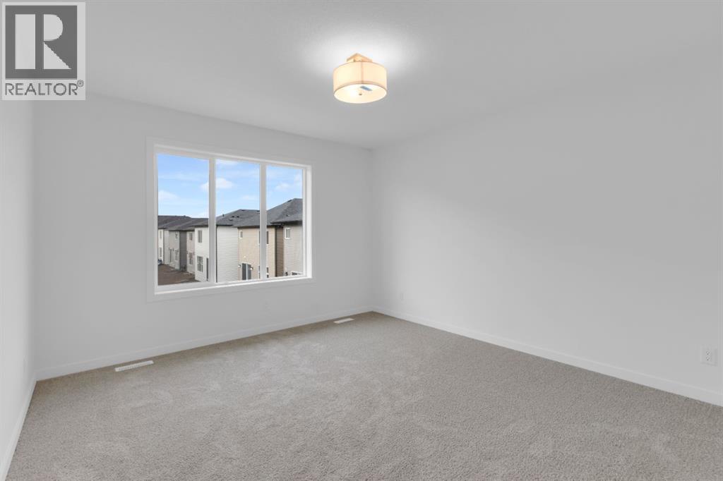 449 Savanna Landing NE, Calgary, Alberta  T3J 5T2 - Photo 18 - A2268351