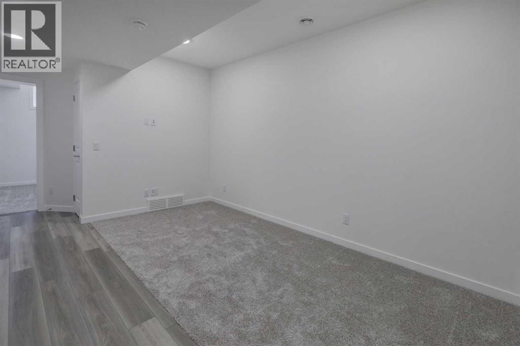 47 Lewisburg Manor NE, Calgary, Alberta  T3P 2N7 - Photo 26 - A2301813