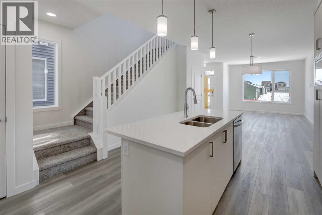 47 Lewisburg Manor NE, Calgary, Alberta  T3P 2N7 - Photo 8 - A2301813