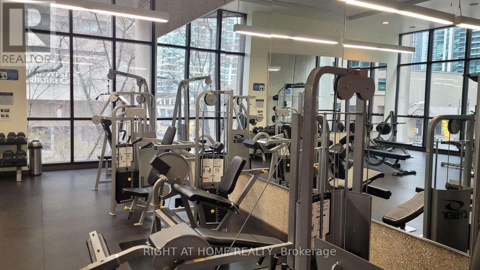 1803 - 33 Harbour Square, Toronto, Ontario  M5J 2G2 - Photo 13 - C13046080