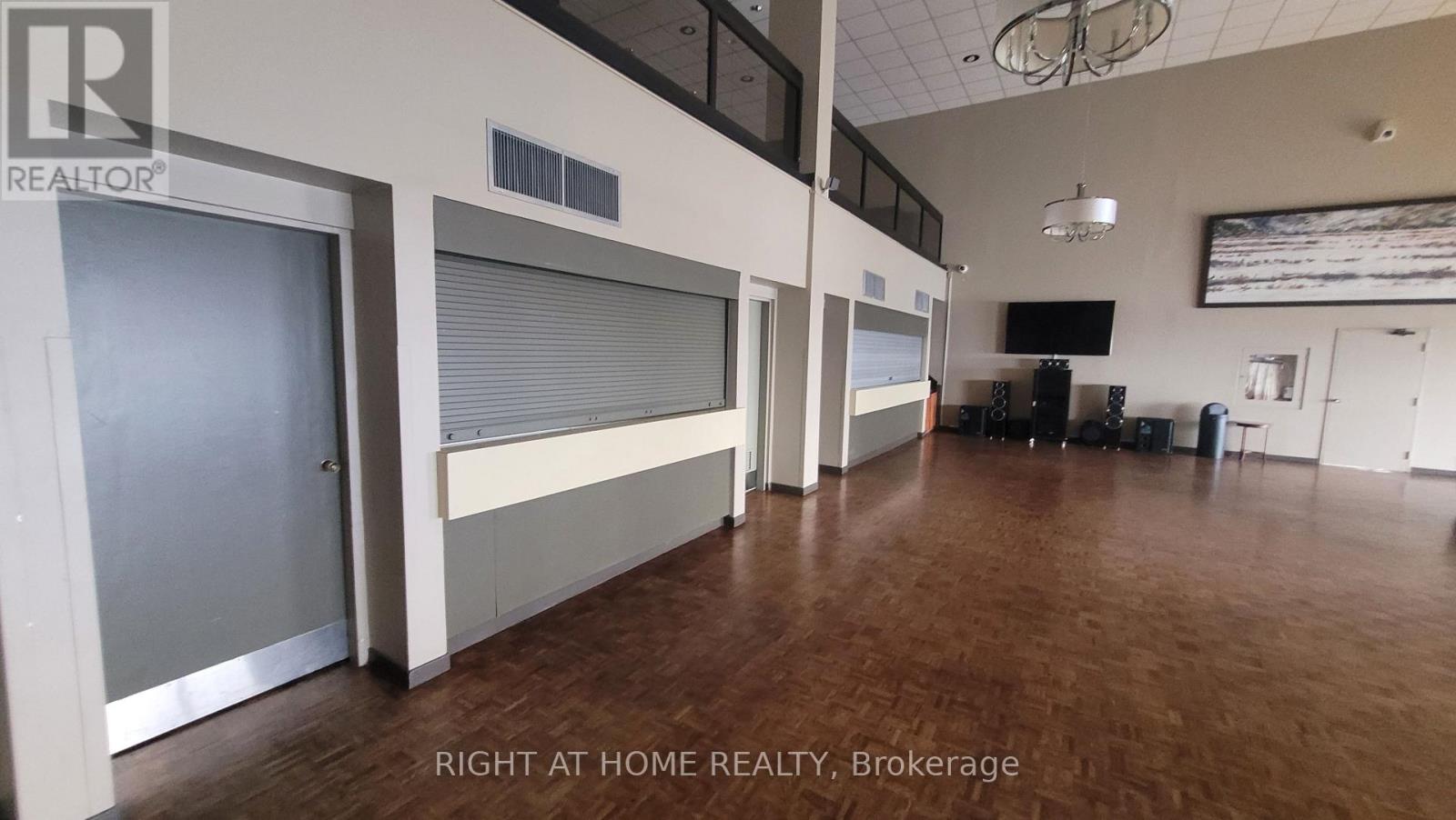 1803 - 33 Harbour Square, Toronto, Ontario  M5J 2G2 - Photo 31 - C13046080