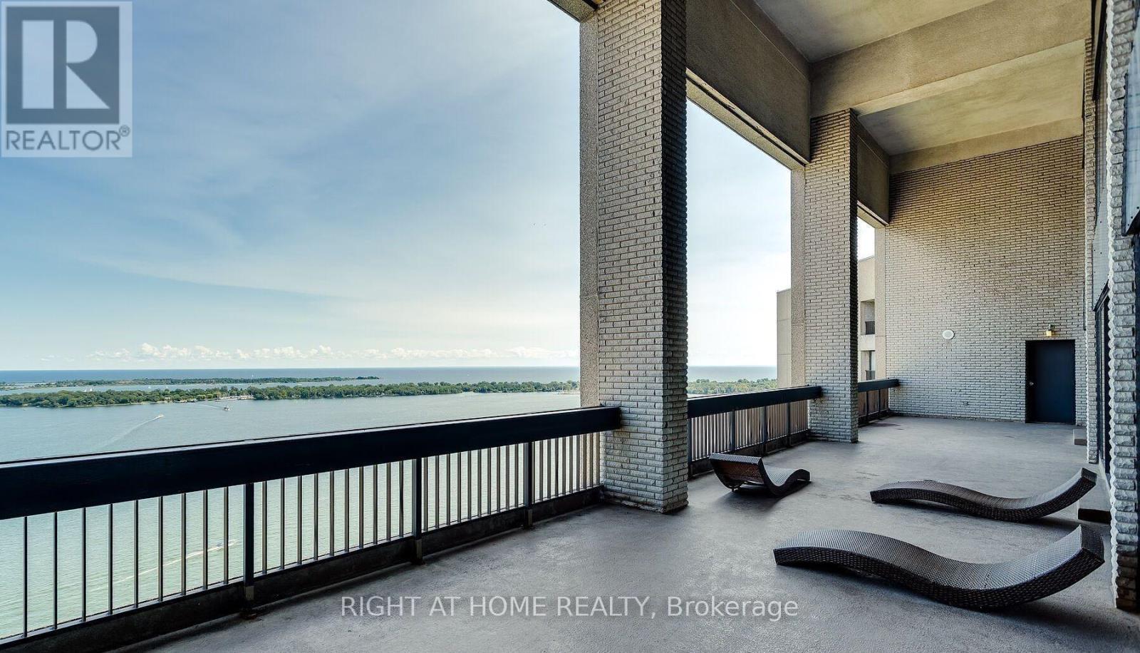 1803 - 33 Harbour Square, Toronto, Ontario  M5J 2G2 - Photo 24 - C13046080