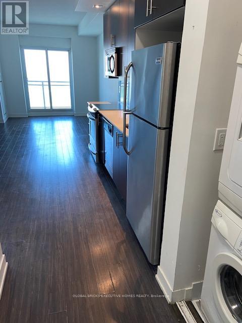 2421 - 165 Legion Road N, Toronto, Ontario  M8Y 0B3 - Photo 8 - W12988716