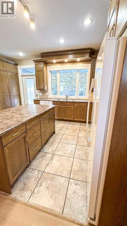 603 5 Street SW, Sundre, Alberta  T0M 1X0 - Photo 13 - A2283568