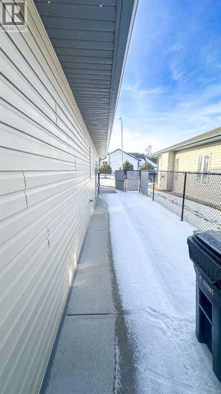 603 5 Street SW, Sundre, Alberta  T0M 1X0 - Photo 38 - A2283568