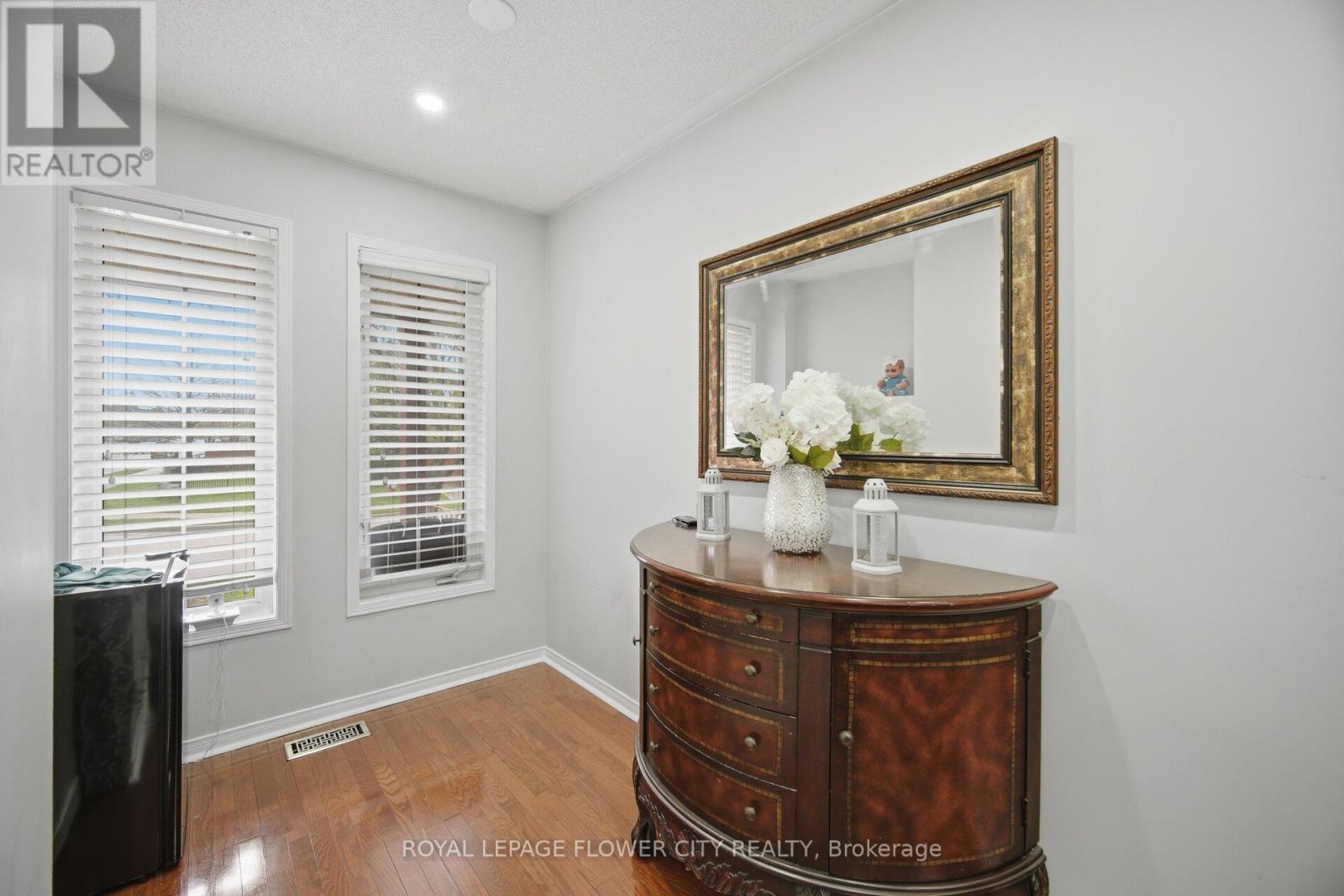 30 Ridgefield Court, Brampton, Ontario  L6P 1B4 - Photo 19 - W13046100