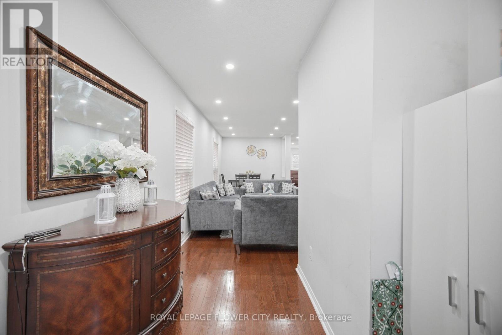 30 Ridgefield Court, Brampton, Ontario  L6P 1B4 - Photo 20 - W13046100