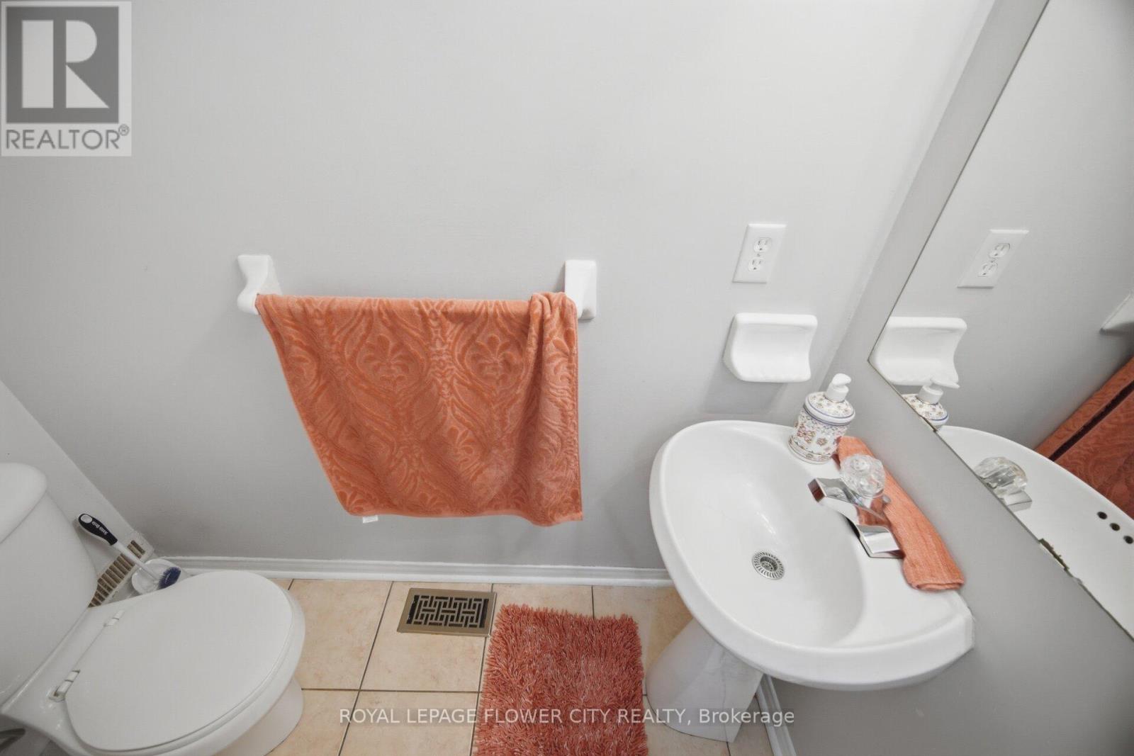 30 Ridgefield Court, Brampton, Ontario  L6P 1B4 - Photo 28 - W13046100