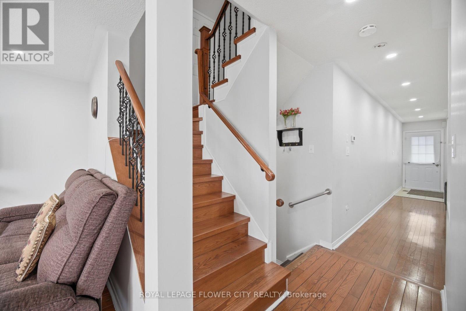 30 Ridgefield Court, Brampton, Ontario  L6P 1B4 - Photo 29 - W13046100