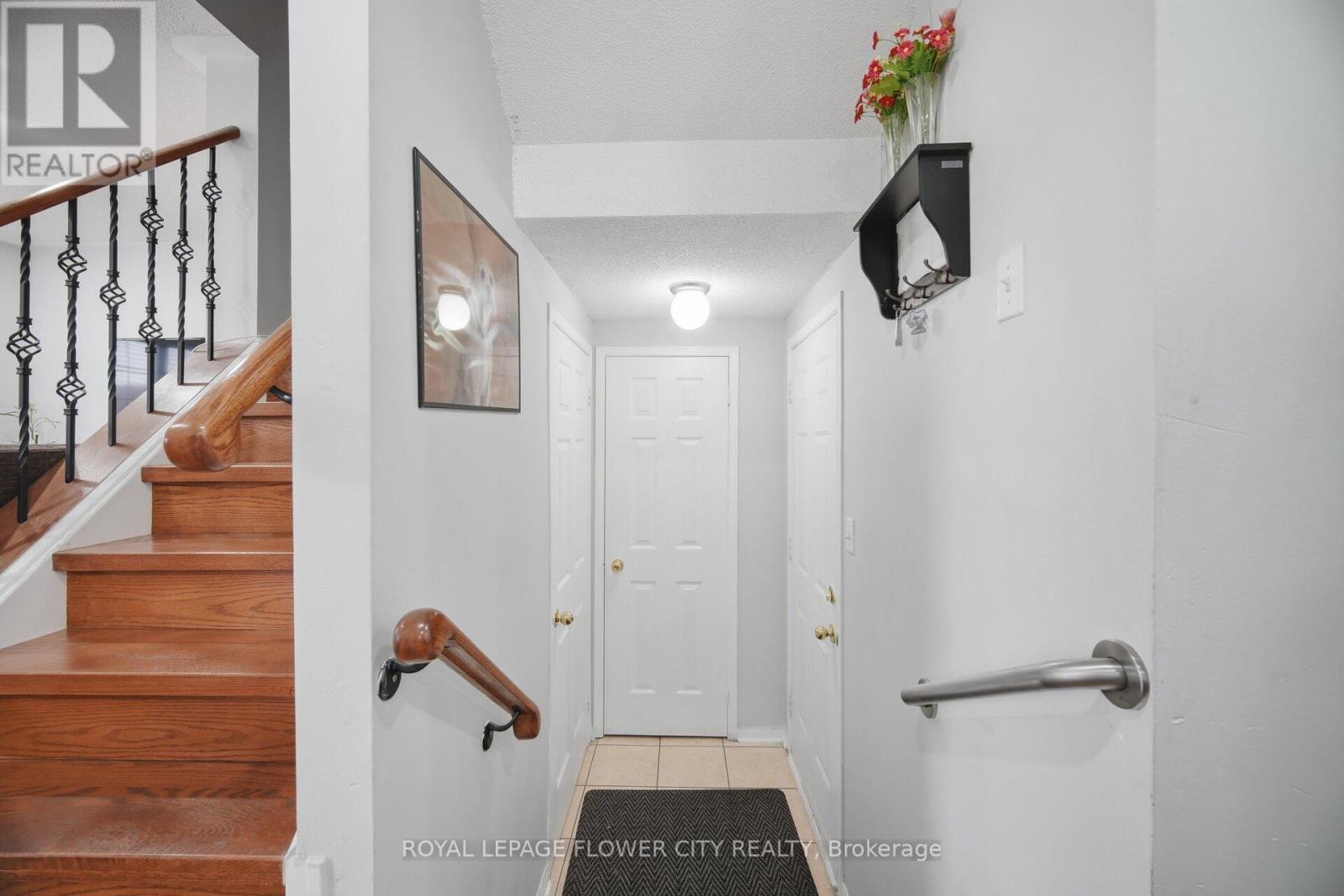 30 Ridgefield Court, Brampton, Ontario  L6P 1B4 - Photo 42 - W13046100