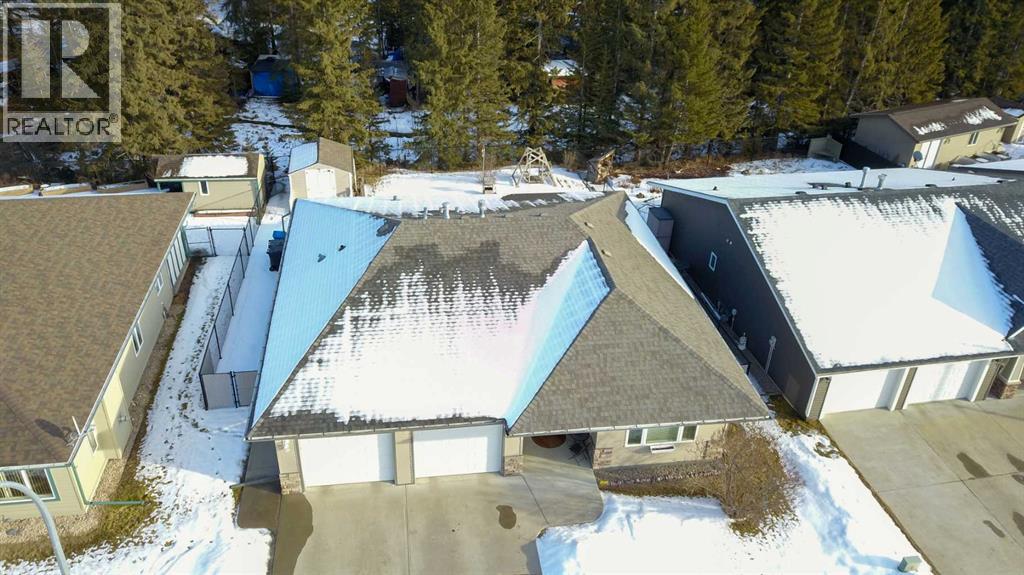 603 5 Street SW, Sundre, Alberta  T0M 1X0 - Photo 3 - A2283568