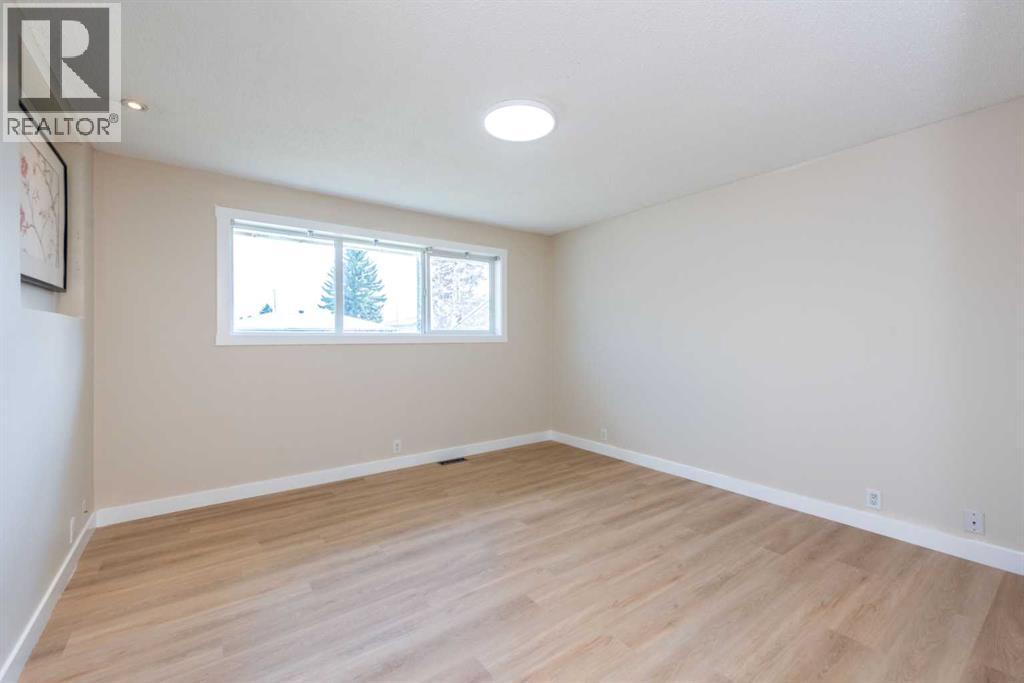 46 Marbrooke Circle NE, Calgary, Alberta  T2A 2W4 - Photo 14 - A2304802