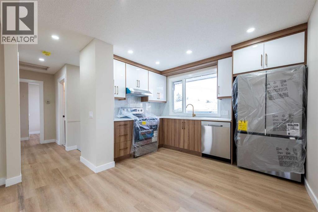 46 Marbrooke Circle NE, Calgary, Alberta  T2A 2W4 - Photo 3 - A2304802