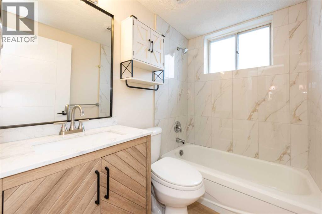 46 Marbrooke Circle NE, Calgary, Alberta  T2A 2W4 - Photo 21 - A2304802