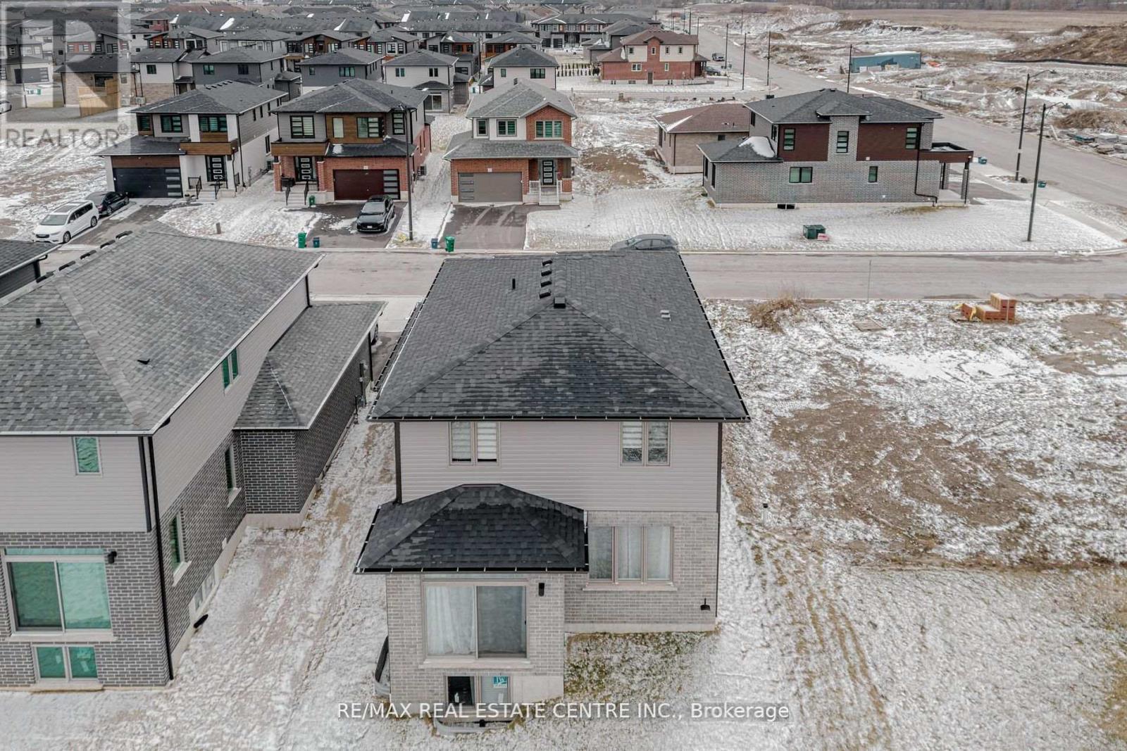 8 Moon Crescent, Cambridge, Ontario  N1S 0C4 - Photo 38 - X13046104