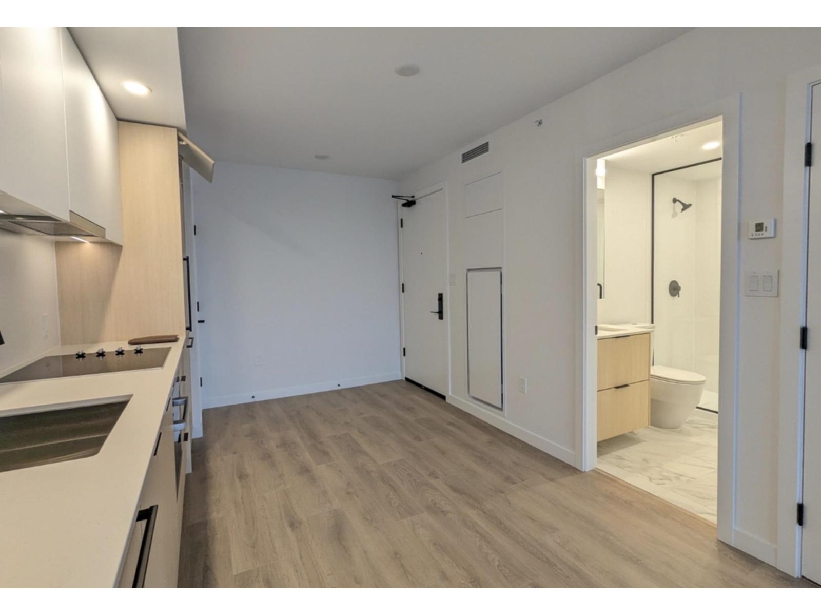 3001 13738 Central Avenue, Surrey, British Columbia  V3T 0X5 - Photo 9 - R3115863