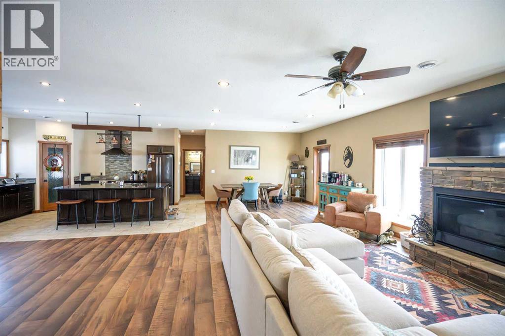 433002 Range Road 24, Rural Ponoka County, Alberta  T0C 2J0 - Photo 12 - A2295104