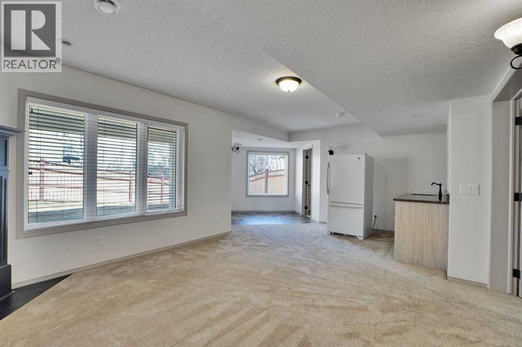 1408 Christie Knoll Green SW, Calgary, Alberta  T3H 2R7 - Photo 35 - A2304041