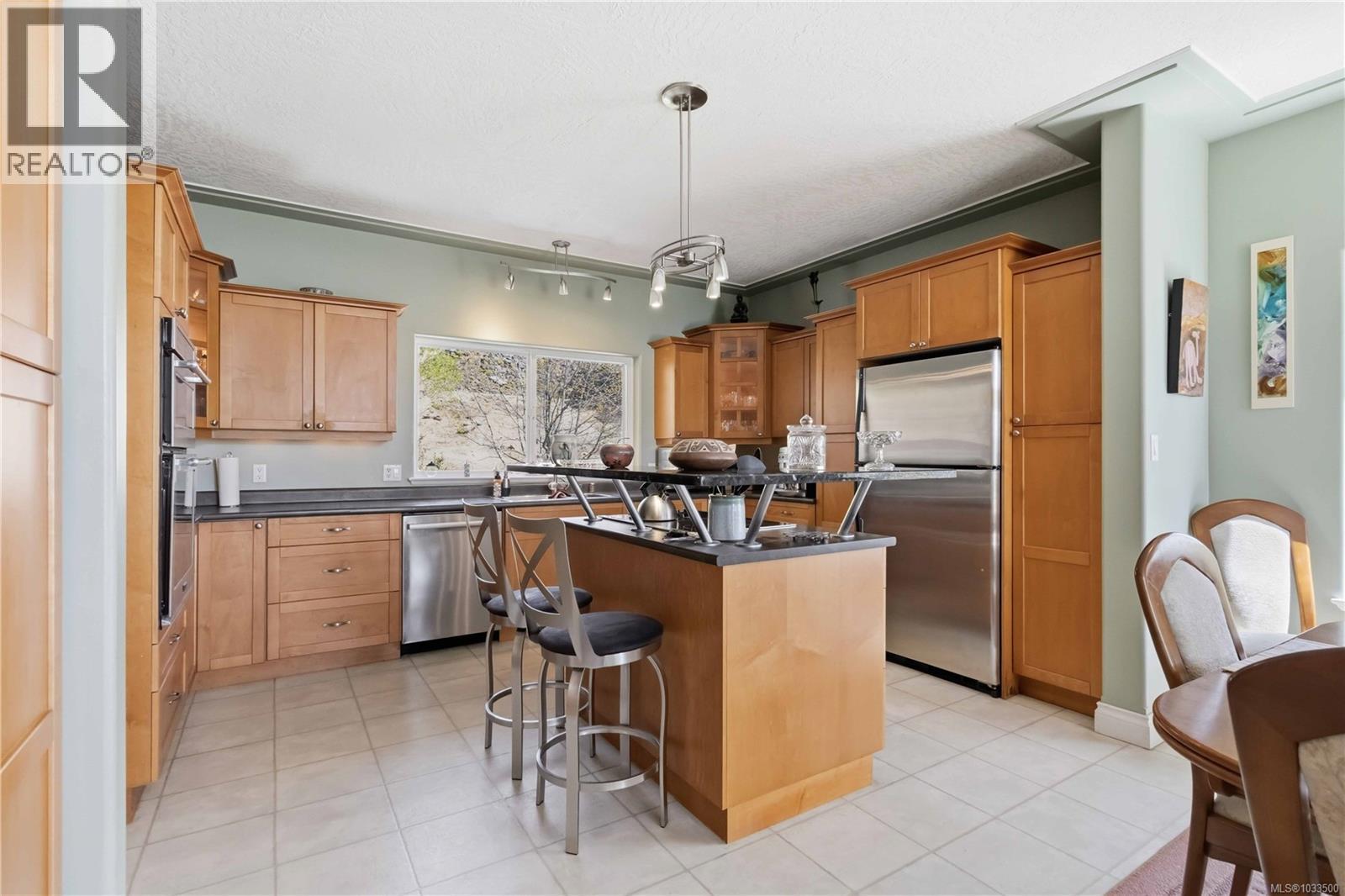 3533 Sunheights Dr, Langford, British Columbia  V9C 4J8 - Photo 11 - 1033500