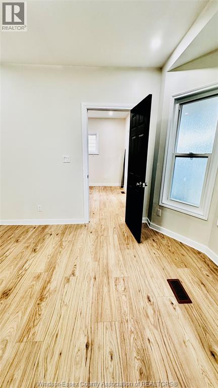 859 Pierre Avenue, Windsor, Ontario  N9A 2K9 - Photo 16 - 26008033