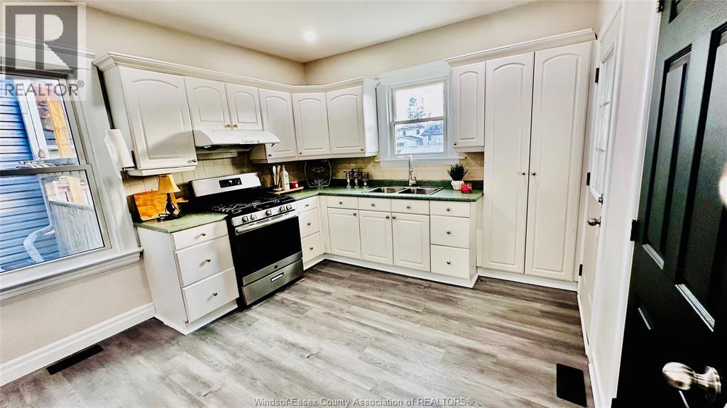 859 Pierre Avenue, Windsor, Ontario  N9A 2K9 - Photo 22 - 26008033