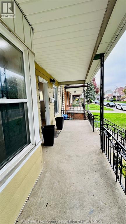 859 Pierre Avenue, Windsor, Ontario  N9A 2K9 - Photo 5 - 26008033