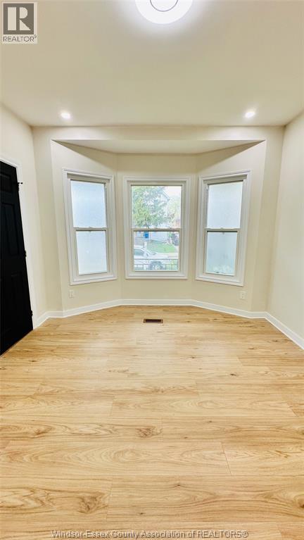 859 Pierre Avenue, Windsor, Ontario  N9A 2K9 - Photo 15 - 26008033