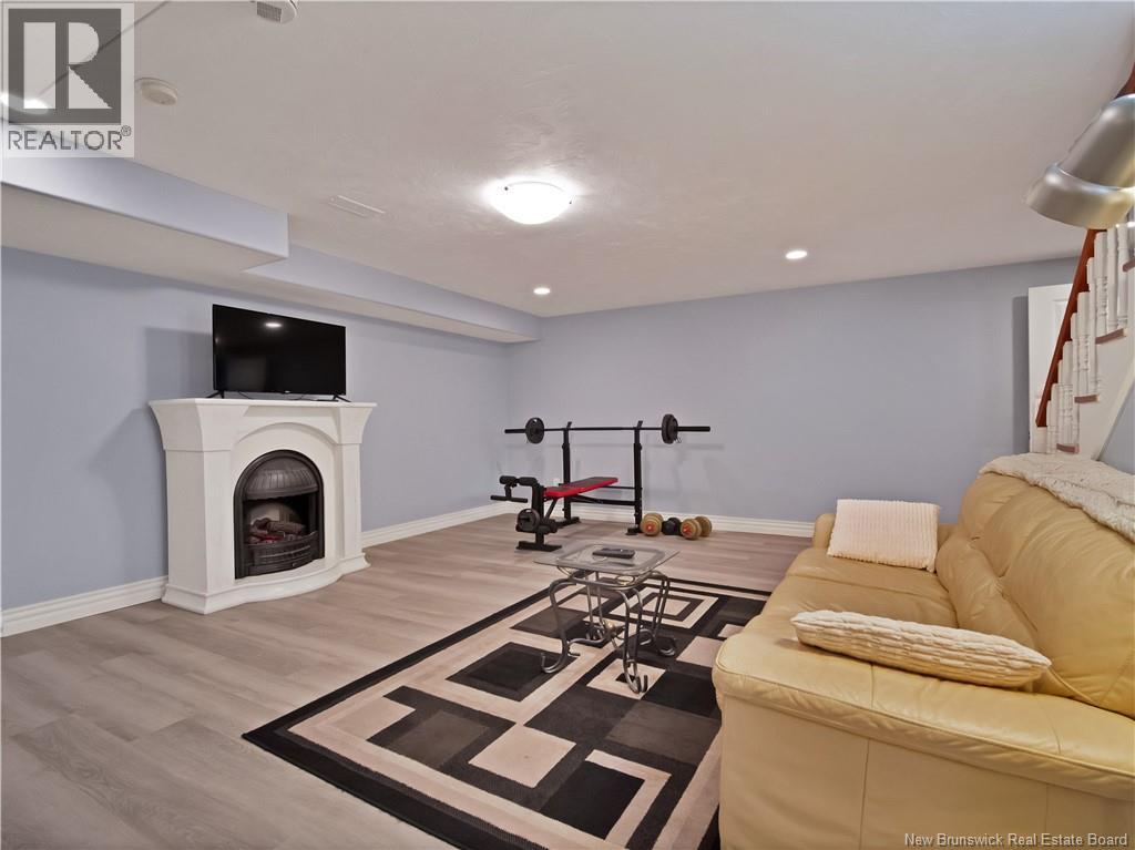 94 Du Golf, Dieppe, New Brunswick  E1A 8J6 - Photo 33 - NB131631