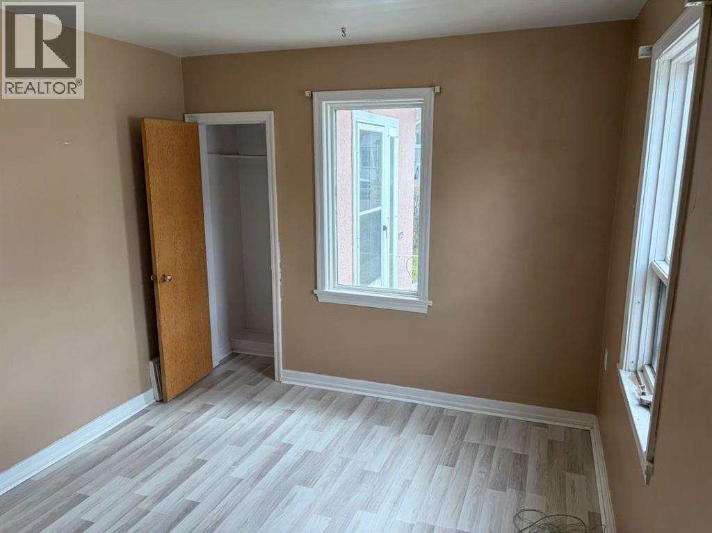 810 12a Street N, Lethbridge, Alberta  T1H 2K5 - Photo 8 - A2304965