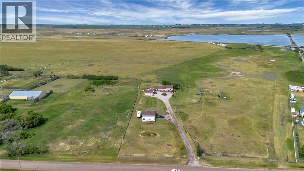 233076 Range Road 245, Rural Wheatland County, Alberta  T1P 1J6 - Photo 3 - A2303772