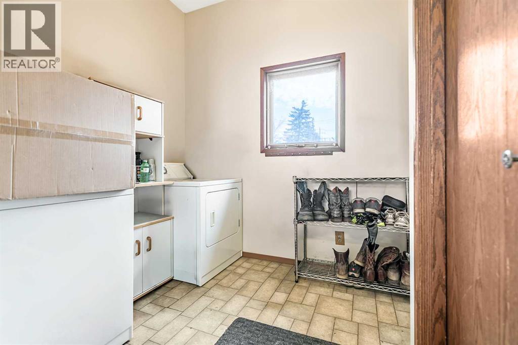 34 Crescent Road, Okotoks, Alberta  T1S 1G4 - Photo 21 - A2304602