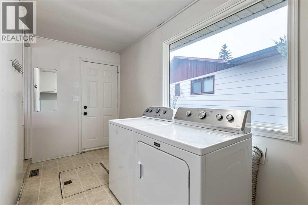 30 Crescent Road E, Okotoks, Alberta  T1S 1G4 - Photo 22 - A2304679