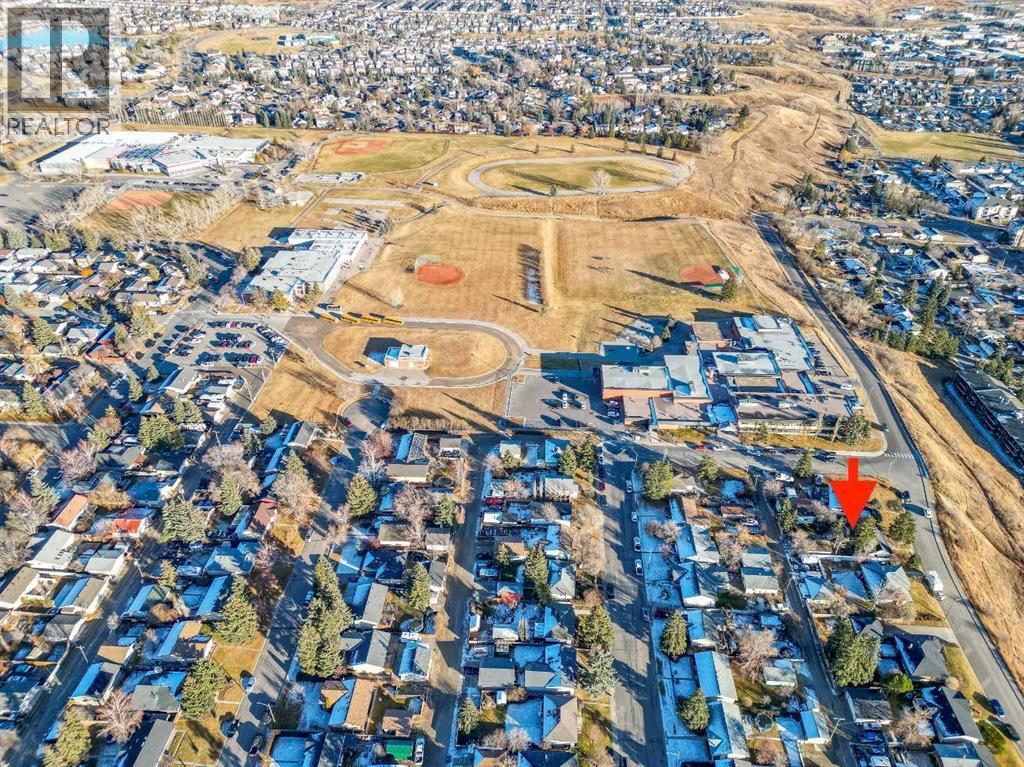 30 Crescent Road E, Okotoks, Alberta  T1S 1G4 - Photo 46 - A2304679