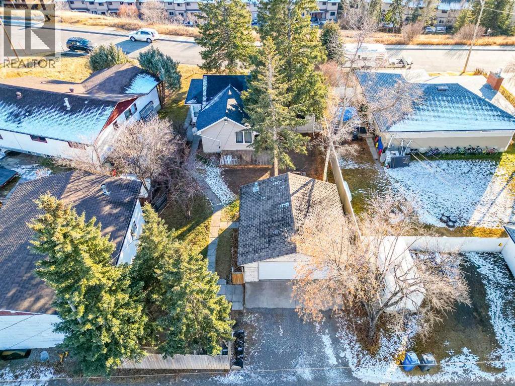 30 Crescent Road E, Okotoks, Alberta  T1S 1G4 - Photo 31 - A2304679