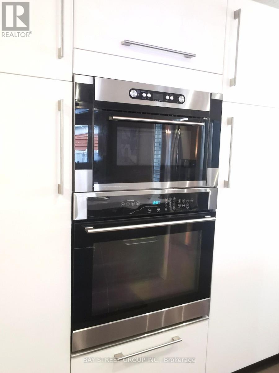 19 Falcon Crescent, Barrie, Ontario  L4N 0Y9 - Photo 16 - S13043904