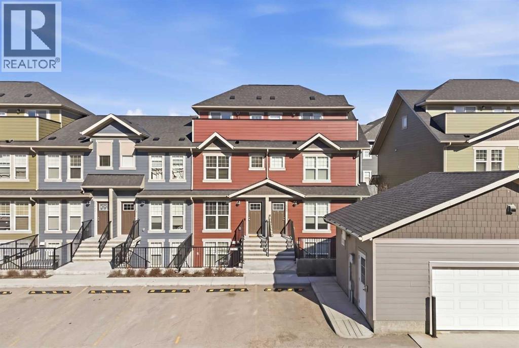 340 Cranbrook Square SE, Calgary, Alberta